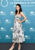 Margaret Qualley attends ‘Seberg’ photocall during the 76th Venice Film Festival at Sala Grande in Venice, Italy