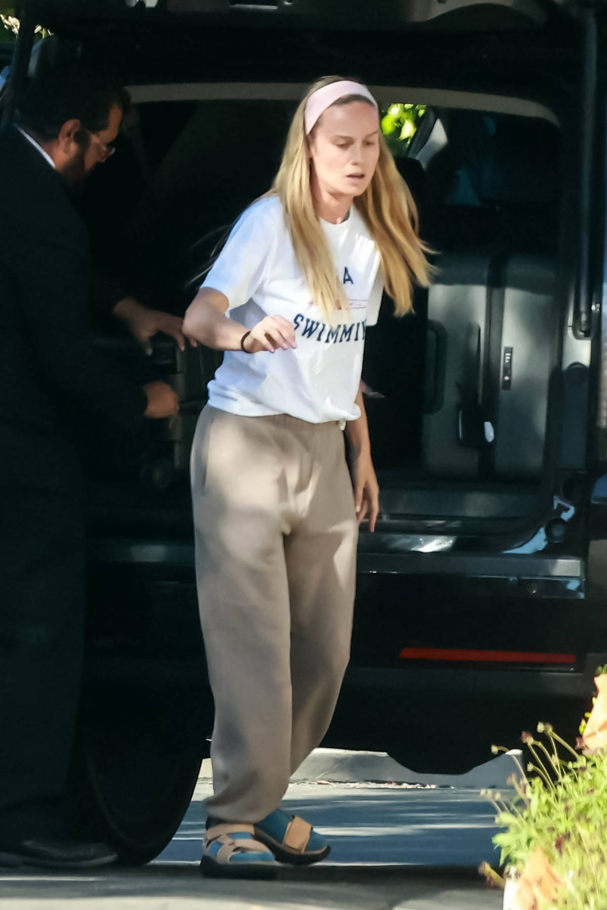 Brie Larson keeps it casual while seen heading to the airport in Los Angeles